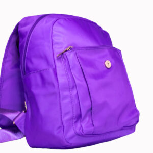 Mochila morada impermeable